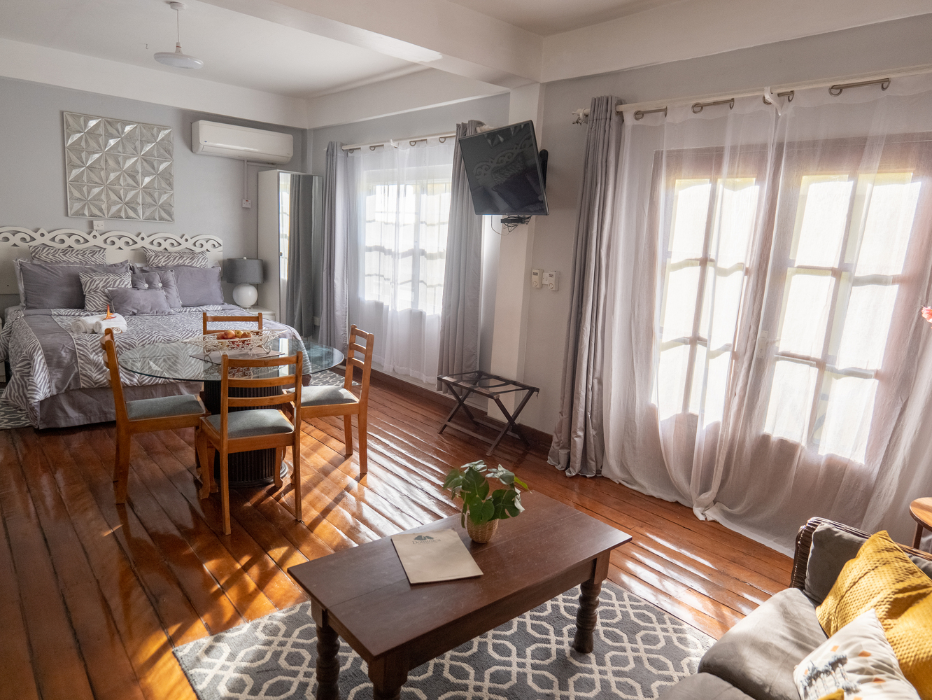 Sutton Place Hotel Suite